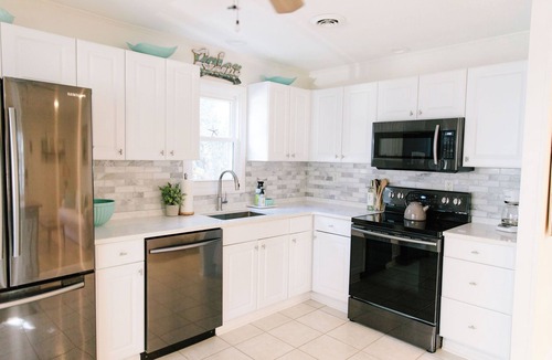 Nags Head House | ★ "The location + accommodations are simply perfect.”