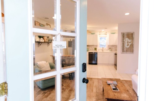 Nags Head House | ★ "The location + accommodations are simply perfect.”
