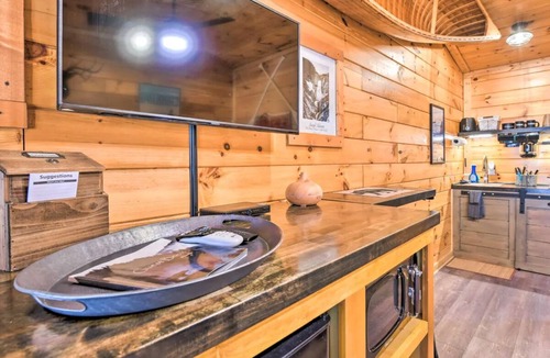 Bryson City Cabin | The Lodge Nantahala River. Bryson city, NC. Suite #10