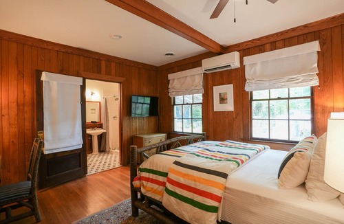 Lake Lure Cabin | The Lodge on Lake Lure