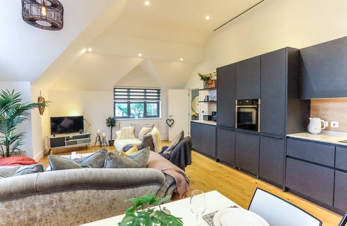 Wittering Apartment | The Loft - Bracklesham Bay