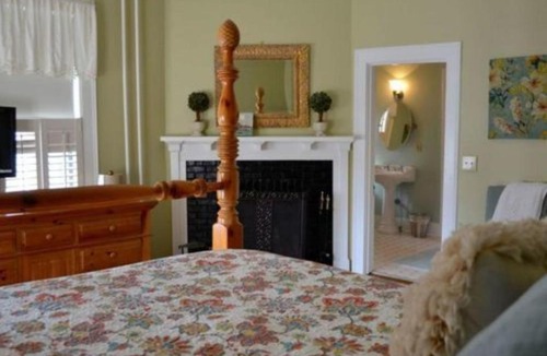 Old Town Hotel | The Magnolia Inn