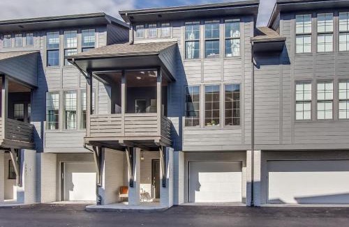 Historic Waverly House | The Marigold by Stay Local Nashville