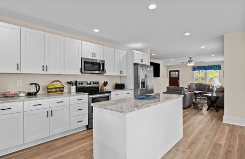 Marshallberg House | The Merry Marlin