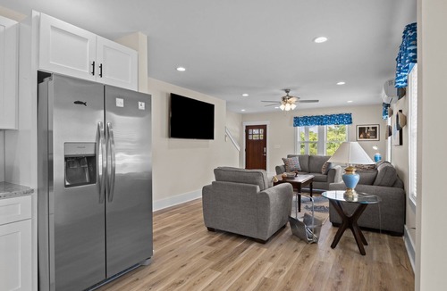 Marshallberg House | The Merry Marlin