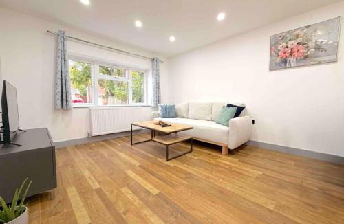 Birmingham Apartment | The Modern Muse