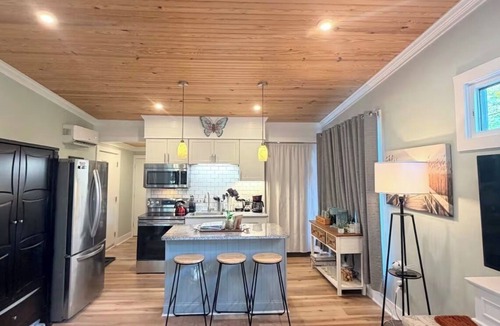 Carthage Cottage | The Monarch: A Pinehurst Retreat