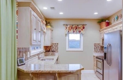 Goodlettsville House | The Monastery House - 5 Star R&R Nashville Retreat