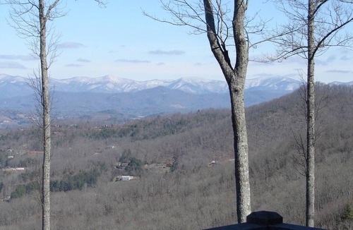 Clarks Chapel House | The Most Spectacular Views in the Smokies!