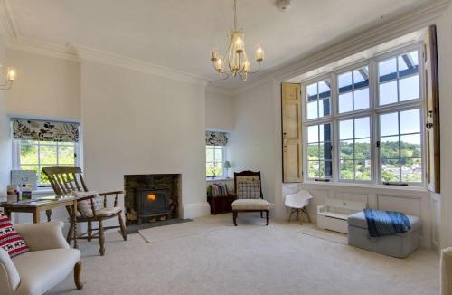 Dulverton House | The Mount