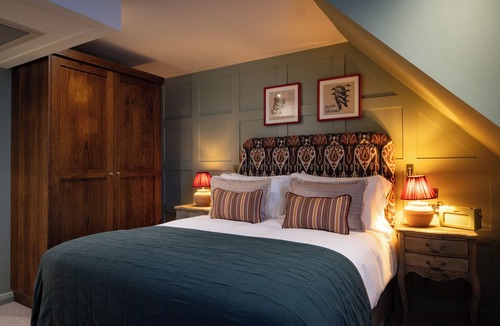 Solihull Hotel | The Muddy Fox