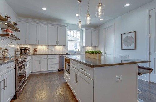 Historic Waverly House | The Nashville Maverick: Minutes to Downtown, Killer Melrose Locale, All the FUN