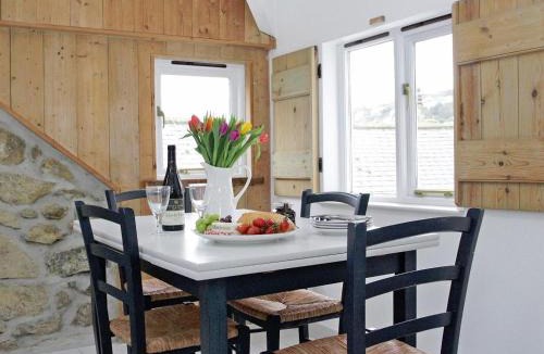 Mousehole House | The Net Loft