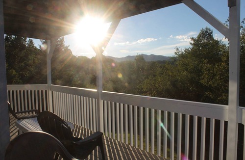 Franklin House | The Octagon House: long-range views, fireplace, easy access, close to town