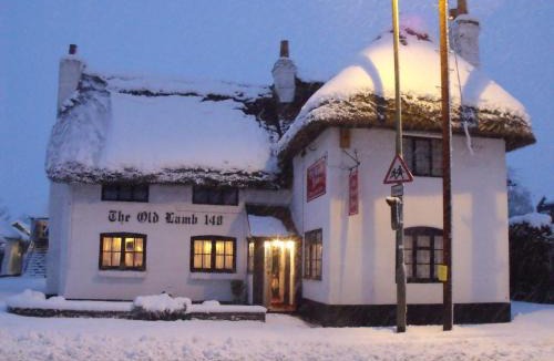 Theale Hotel | The Old Lamb