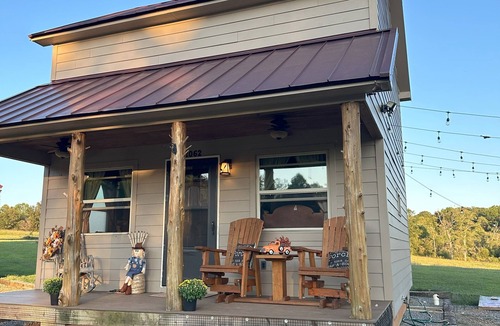 Hamptonville Cabin | The Orchard Cabin – cozy retreat among apple trees