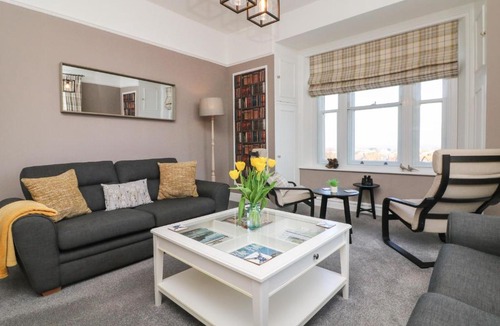 Alcombe Apartment | The Outlook