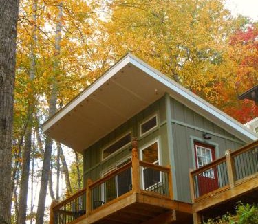 Robbinsville House | The Owl's Perch