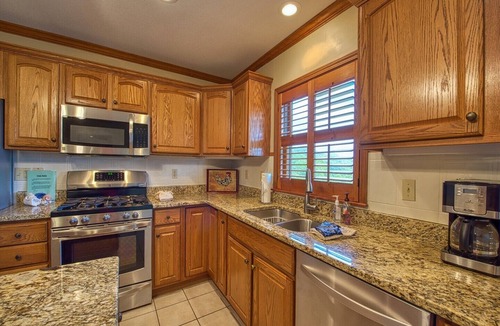 Maggie Valley House | The Perch offers panoramic, breathtaking, long range views in a beautifully appointed home.