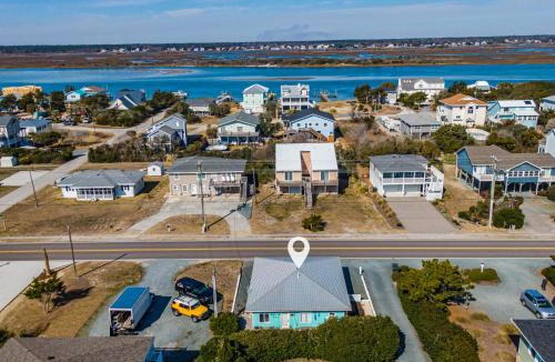 Topsail Beach House | The Pink Flamingo
