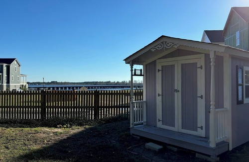 Washington House | The Pirate House: A charming 3-bedroom cottage in historic Little Washington