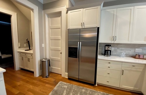 Mayhew House | The POINT at TRUMP GOLF CLUB FURNISHED 4 BR/4.5 BATH WATER VIEWS + FENCED YARD