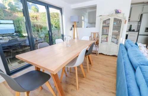 Coverack Apartment | The Poop Deck