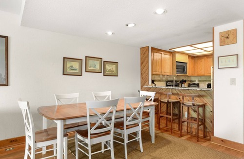 Nags Head House | The Quay E3: Oceanfront Townhome, Pool, Tennis