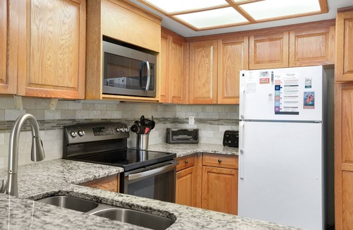 Nags Head House | The Quay E3: Oceanfront Townhome, Pool, Tennis