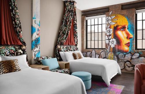 Asheville Hotel | The Radical Asheville, Tapestry Collection by Hilton