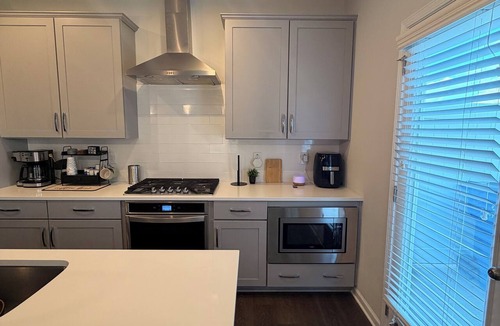 Southeast Raleigh House | The Raleigh Haven 3BR Sleeps 6