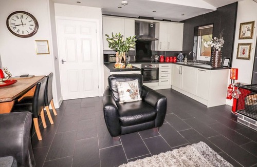 Saint Asaph Cabin | The Red: A Charming Retreat Near St Asaph