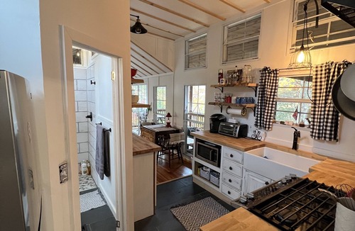 Lake Toxaway Cabin | The Red Roof Inn Cabin - Westridge