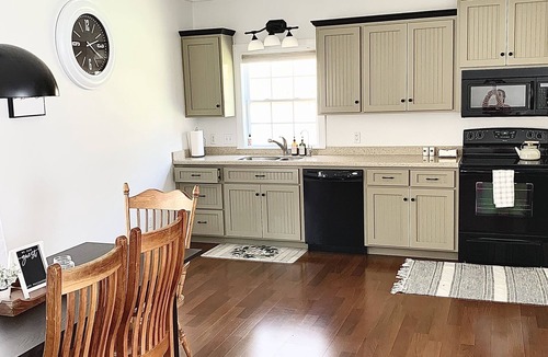 Lynn Bed & Breakfast | The Relaxing Oaks
