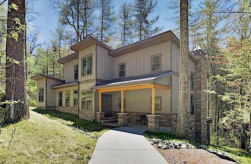 Asheville House | The Ritz