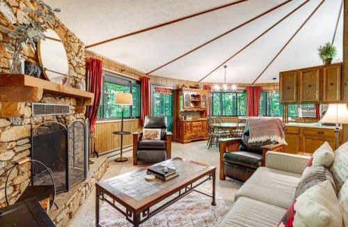 Hendersonville House | The Round House - Treetop North Carolina Cabin!