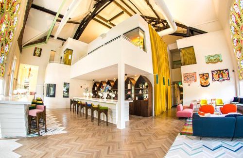 Historic Edgefield Hotel | The Russell