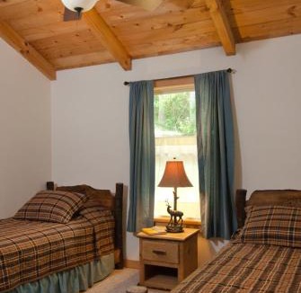 Topton House | The Sassafras Breeze