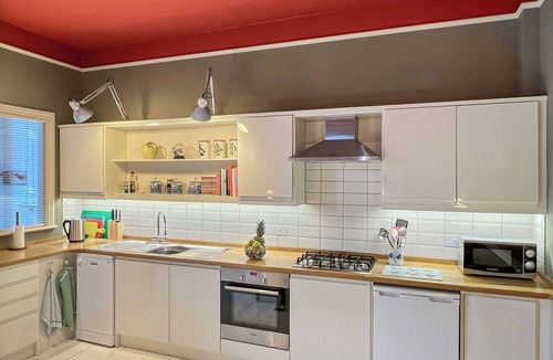 Barbrook Apartment | The Schoolroom, Barbrook