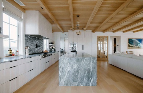 South End House | The Seafarer Summary: