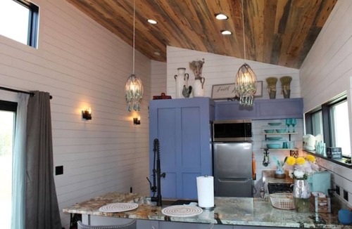 Morganton Ski Chalet | The Shack at Shortoff.in the heart of hiking, biking and boating.