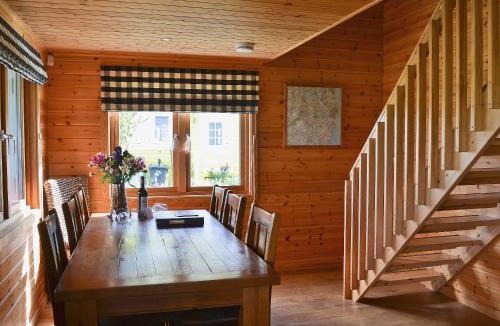 Hopton House | The Shank