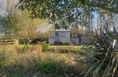 East Ashling House | The Shepherds Hut @ Graingers
