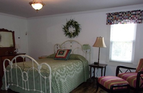 Warrensville Other | The Spring House, 1842 Farmhouse