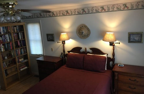 Warrensville Other | The Springhouse on Mill Creek, 2-story farmhouse near West Jefferson, NC