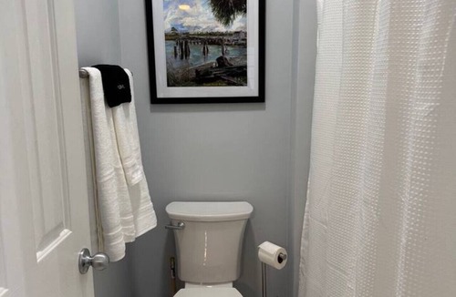 Sea Trail Apartment | The Suite at 125 Royal Postes Rd