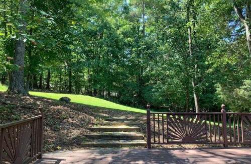 Greensboro Apartment | The Triad Wonder - Center of the Triad Cities