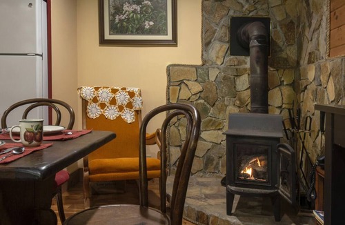 Topton Cabin | The Tulip Poplar Cabin - Perfect for Two People