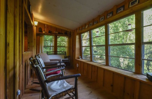 Topton Cabin | The Tulip Poplar Cabin - Perfect for Two People