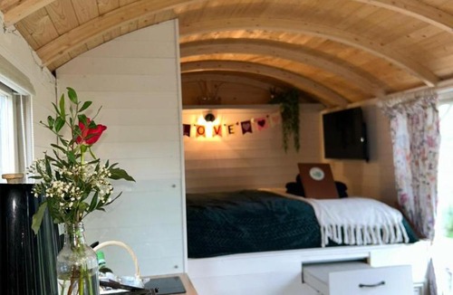 Hallington Cabin | The Whistle Stop, Chollerton